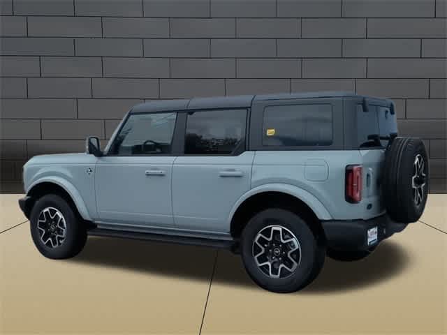 2024 Ford Bronco Outer Banks 6