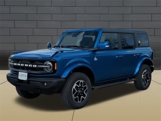 2024 Ford Bronco Outer Banks 4