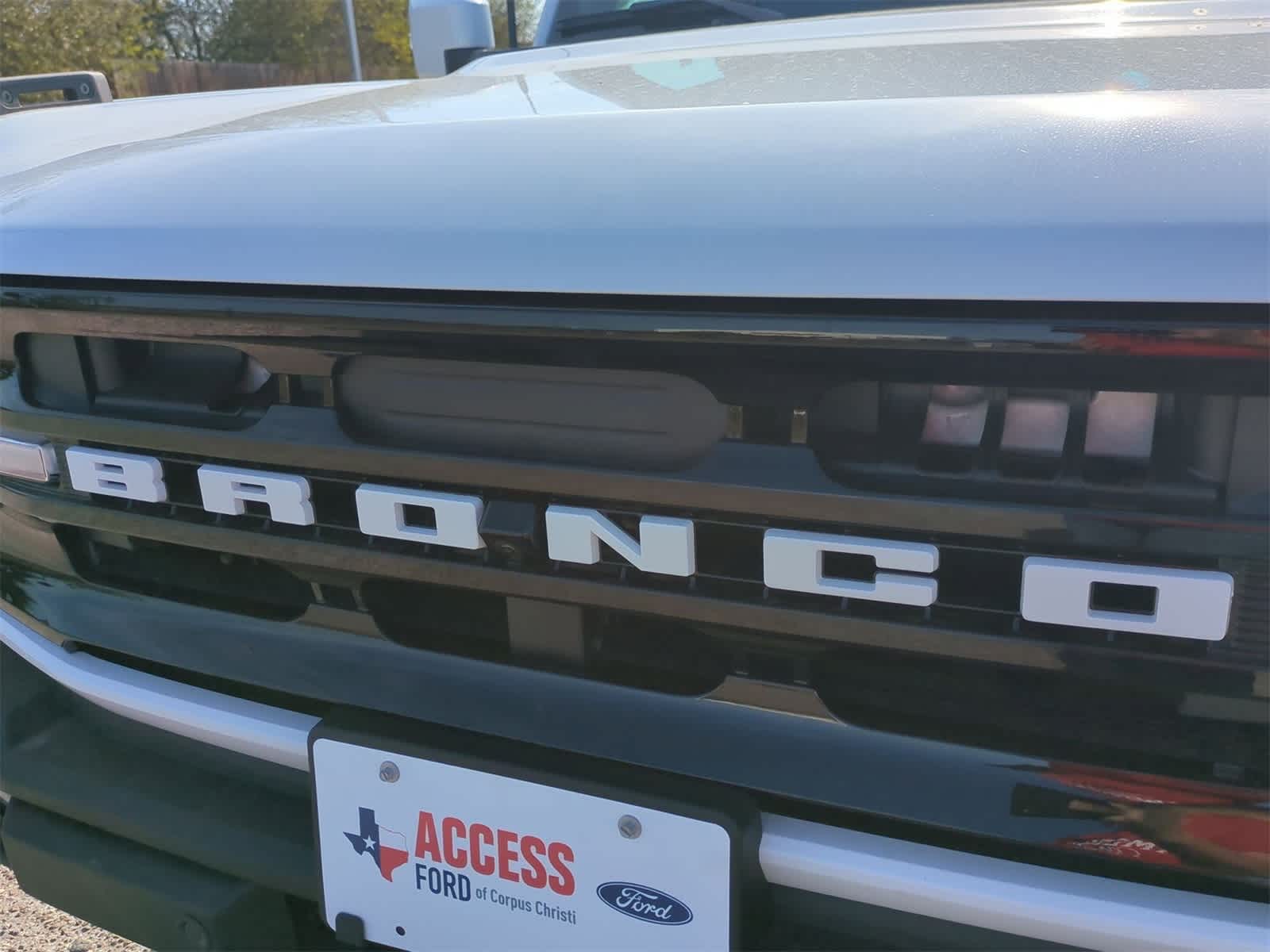 2024 Ford Bronco Outer Banks 30