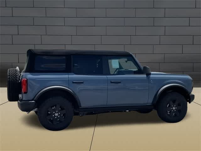 2024 Ford Bronco Black Diamond 9