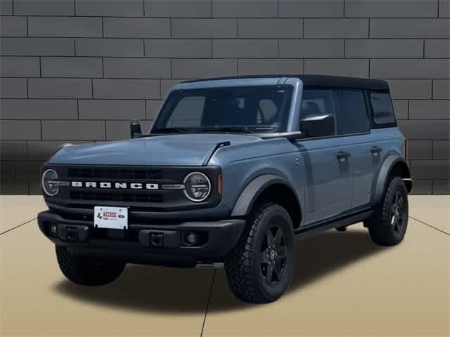 2024 Ford Bronco Black Diamond 4