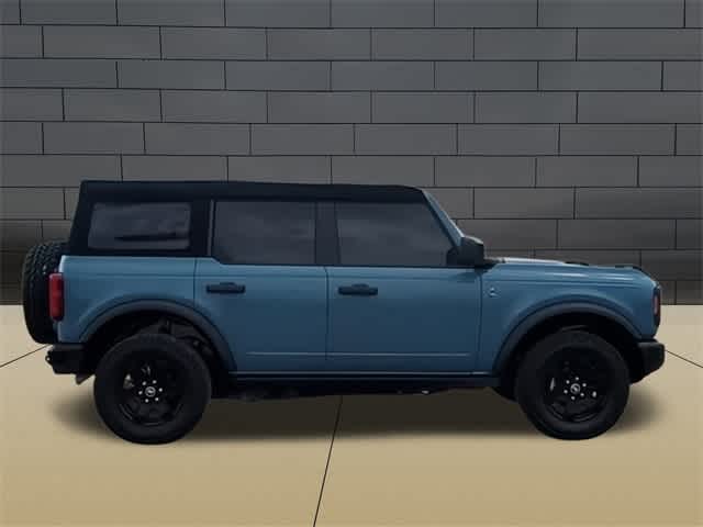 2022 Ford Bronco Black Diamond 9