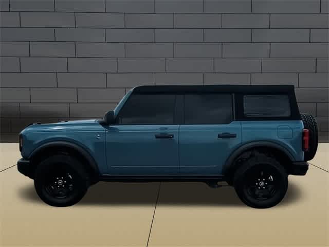 2022 Ford Bronco Black Diamond 5