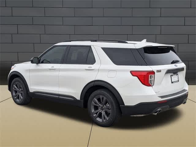 2023 Ford Explorer XLT 4