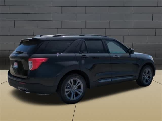 2024 Ford Explorer XLT 8