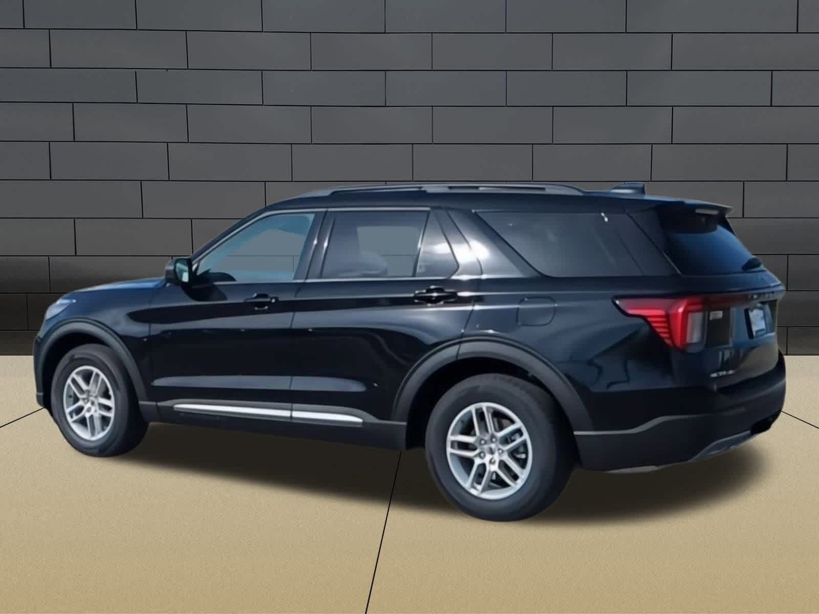 2025 Ford Explorer Active 6