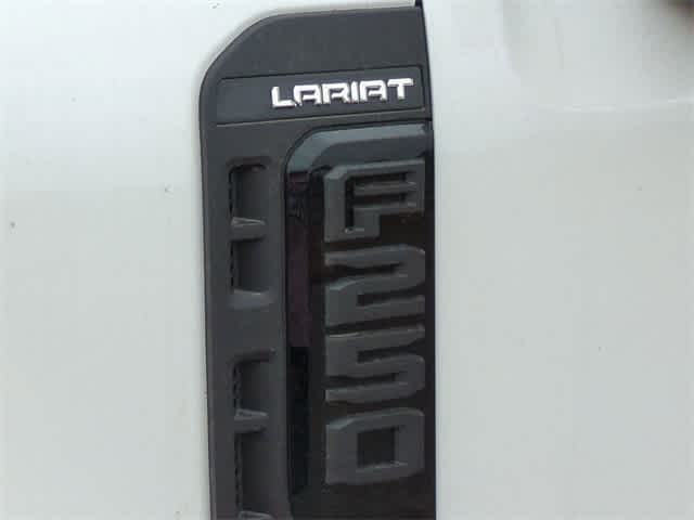 2024 Ford Super Duty F-250 SRW LARIAT 4WD Crew Cab 6.75 Box 32