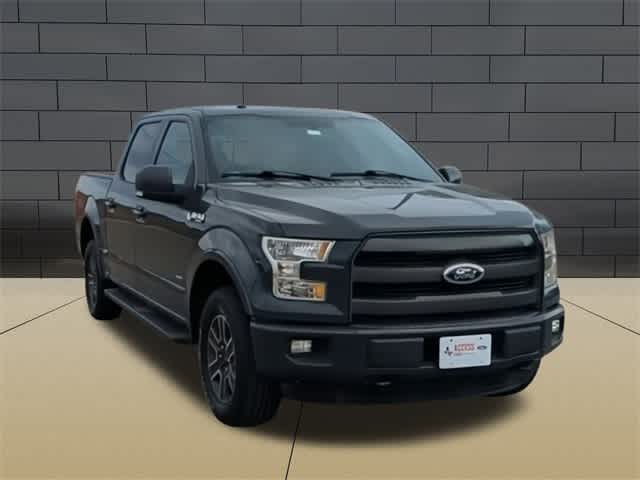 2016 Ford F-150 Lariat 4WD SuperCrew 145 3