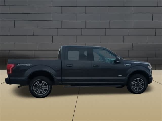 2016 Ford F-150 Lariat 4WD SuperCrew 145 9