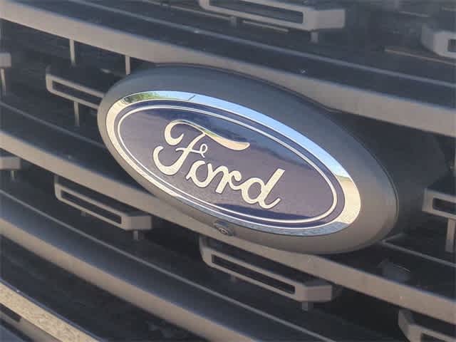 2023 Ford F-150 XL 4WD SuperCrew 5.5 Box 28