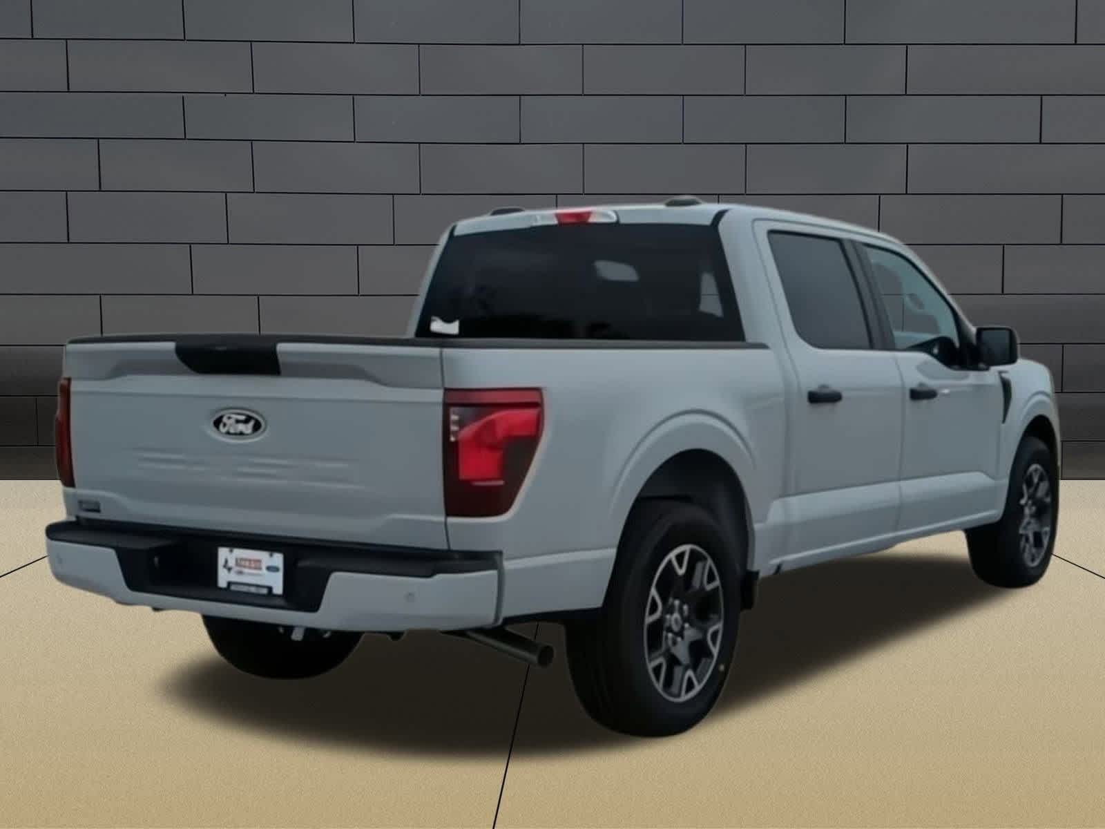 2024 Ford F-150 STX 8