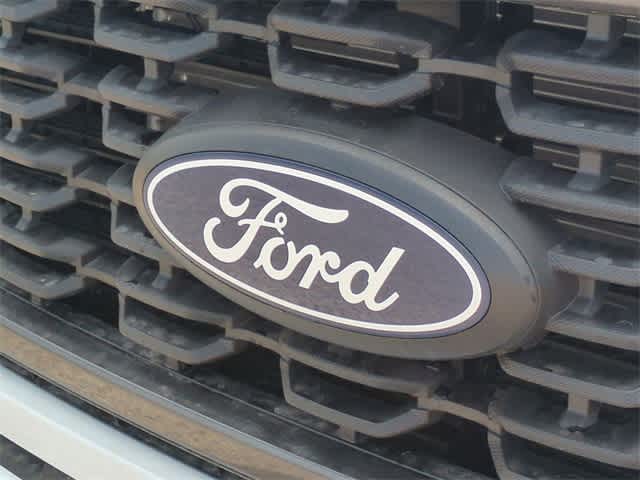 2024 Ford F-150 STX 2WD SuperCrew 5.5 Box 29