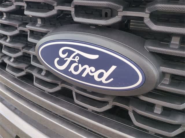 2024 Ford F-150 STX 2WD SuperCrew 5.5 Box 29