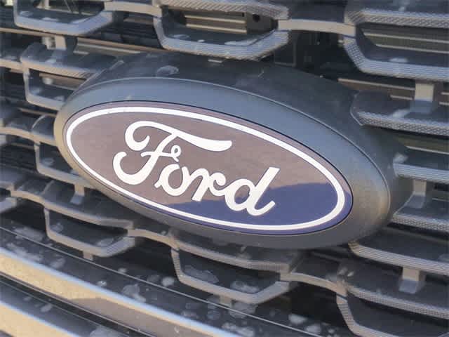 2024 Ford F-150 STX 2WD SuperCrew 5.5 Box 29