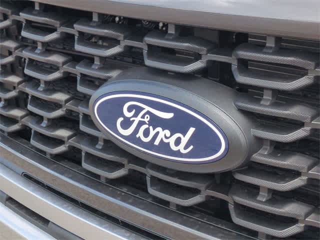 2024 Ford F-150 STX 4WD SuperCrew 5.5 Box 29