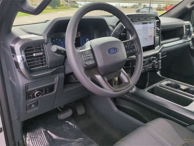 2024 Ford F-150 STX 4WD SuperCrew 5.5 Box 10