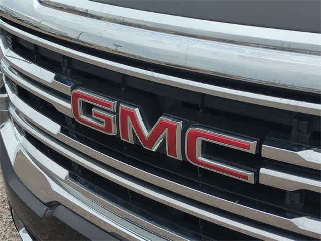 2023 GMC Acadia SLT 29