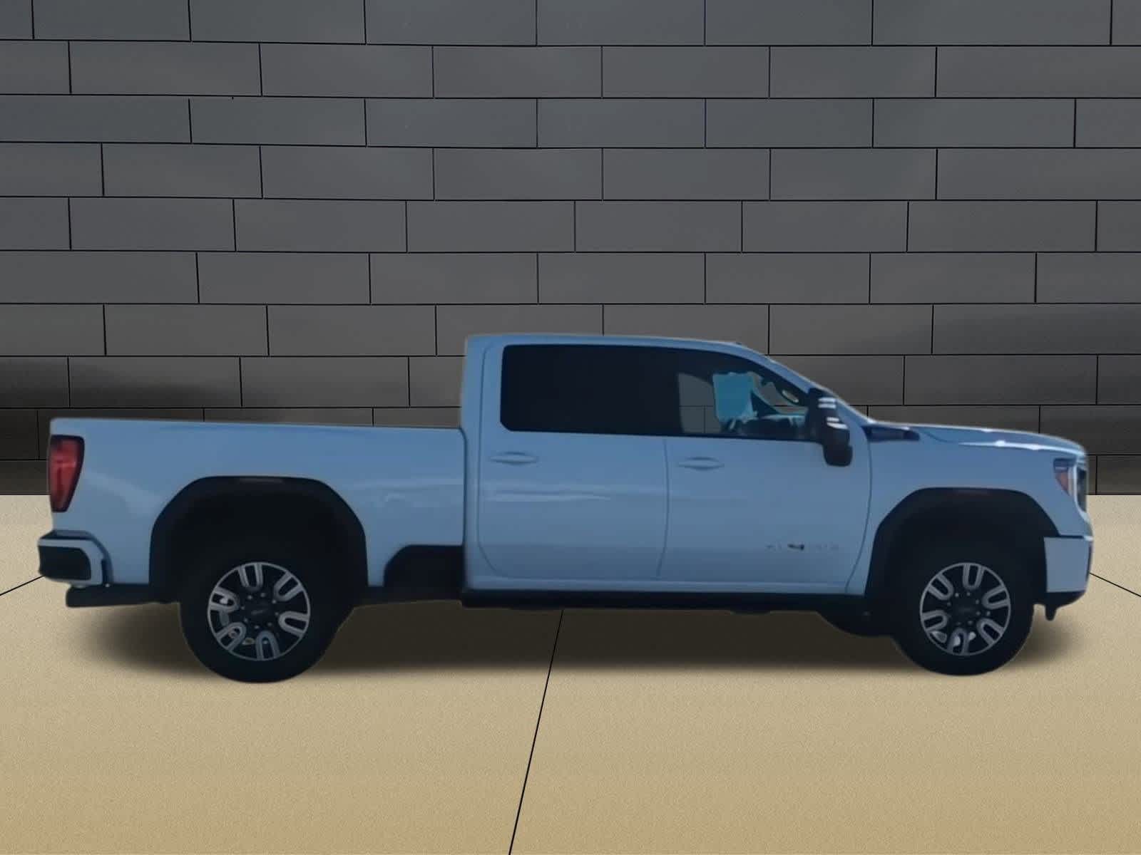 2023 GMC Sierra 2500HD AT4 4WD Crew Cab 159 9