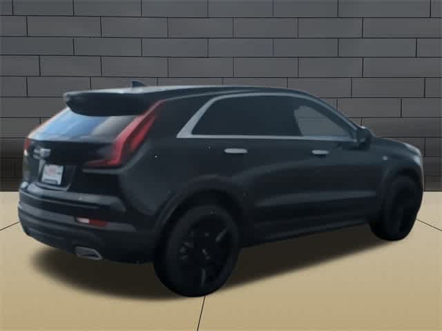 2023 Cadillac XT4 FWD Luxury 8