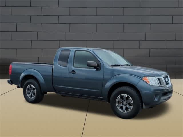 2014 Nissan Frontier Desert Runner 2WD King Cab V6 Auto 2