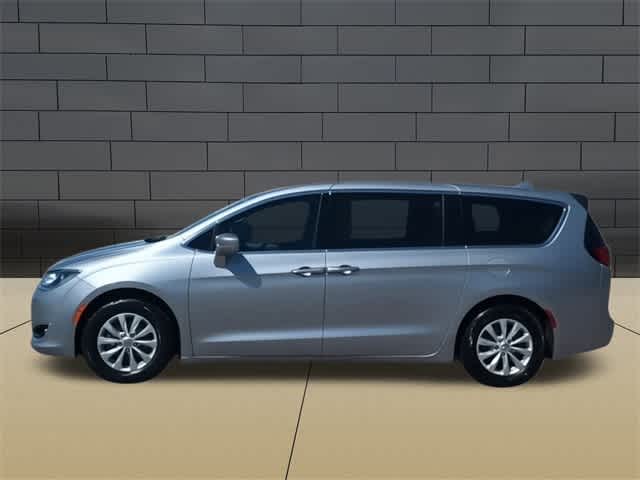 2018 Chrysler Pacifica Touring Plus 5