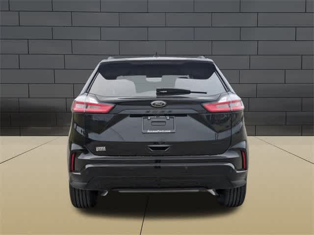 2024 Ford Edge SE 5