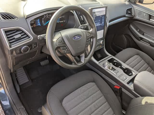 2024 Ford Edge SE 2