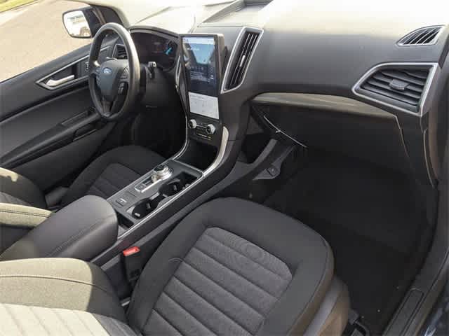 2024 Ford Edge SE 16