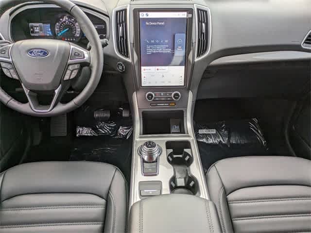 2024 Ford Edge SEL 10