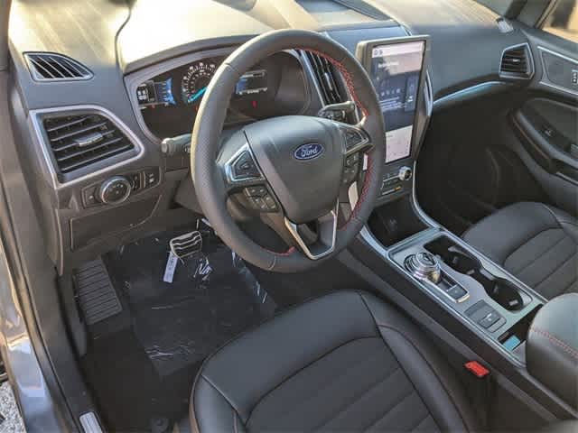 2024 Ford Edge ST-Line 2