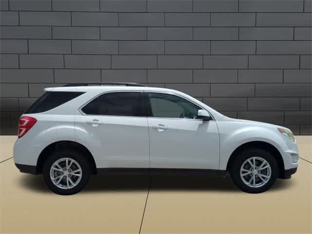 2017 Chevrolet Equinox LT 9