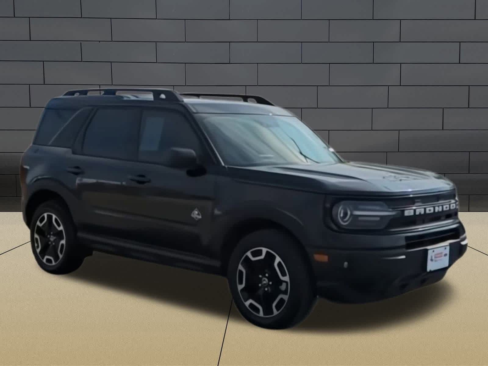 2023 Ford Bronco Sport Outer Banks 2