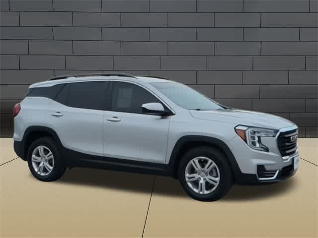 2022 GMC Terrain SLE 2