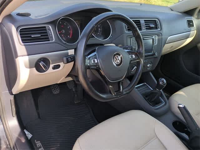 2017 Volkswagen Jetta 1.4T SE 10