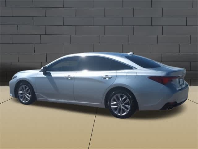 2020 Toyota Avalon XLE 6