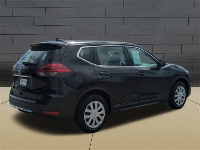 2018 Nissan Rogue S 8