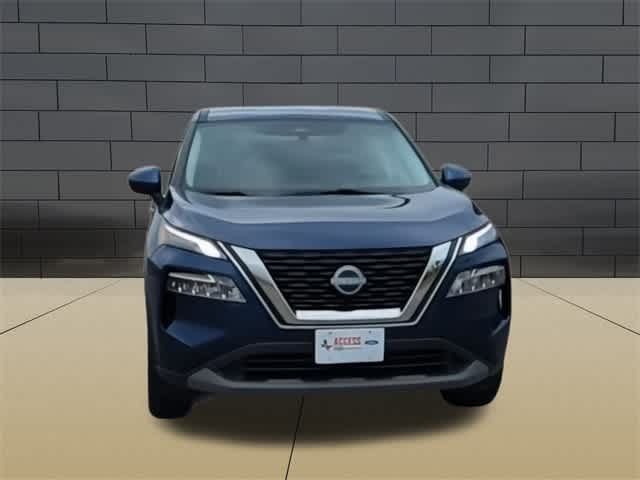 2023 Nissan Rogue SV 3