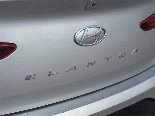 2020 Hyundai Elantra SEL 29