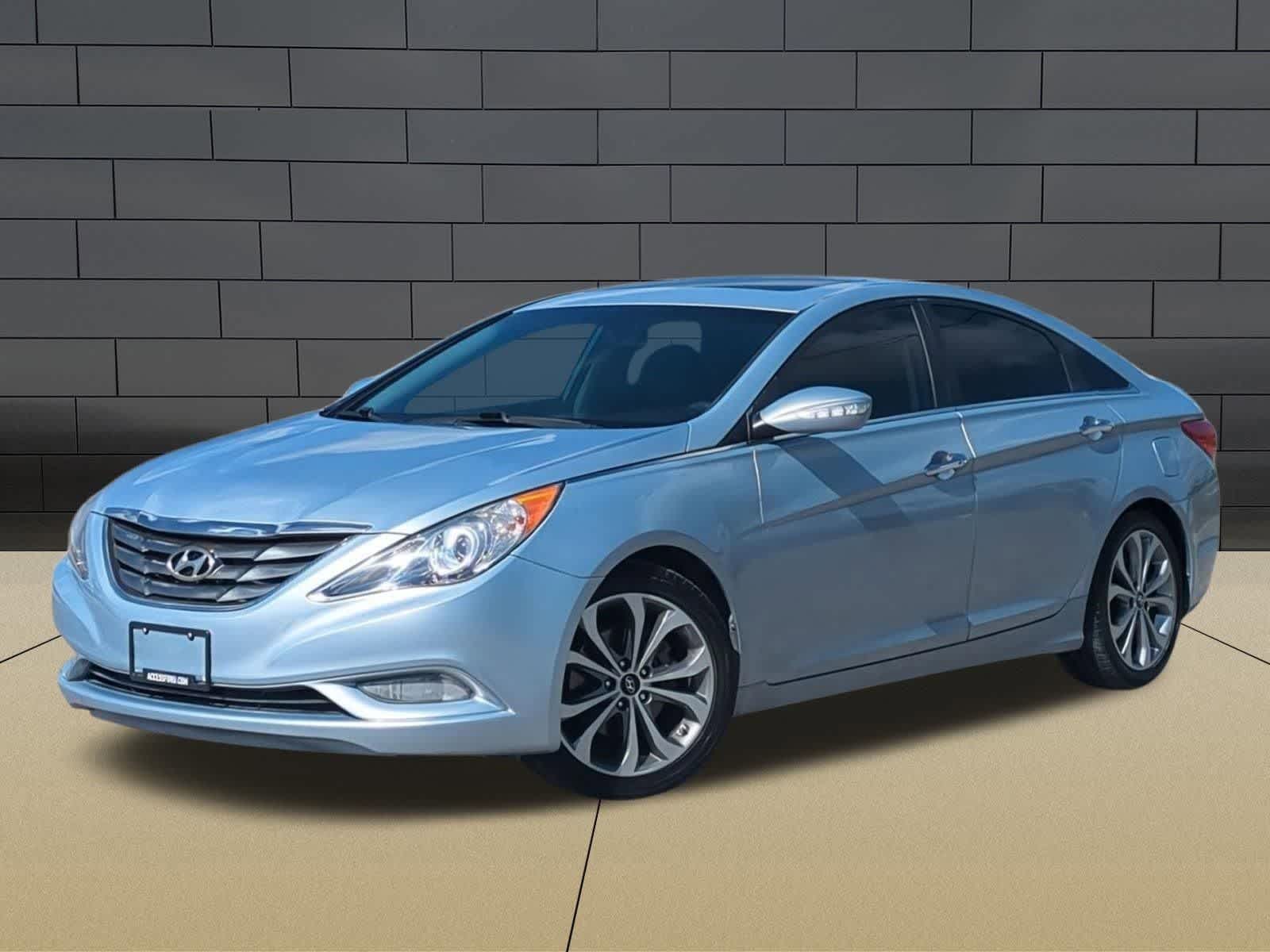 Iridescent Silver Blue Pearl 2013 Hyundai Sonata 2.0T Limited FWD Sedan Front-Wheel Drive 6-Speed Automatic