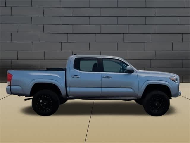 2016 Toyota Tacoma SR5 2WD Double Cab V6 AT 9