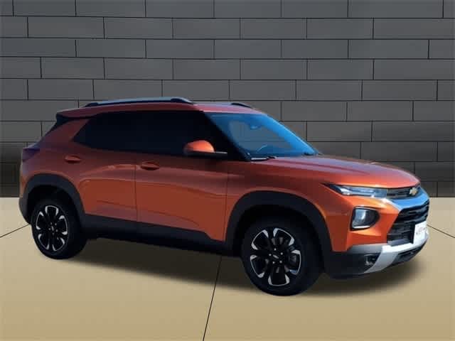 2022 Chevrolet TrailBlazer LT 2