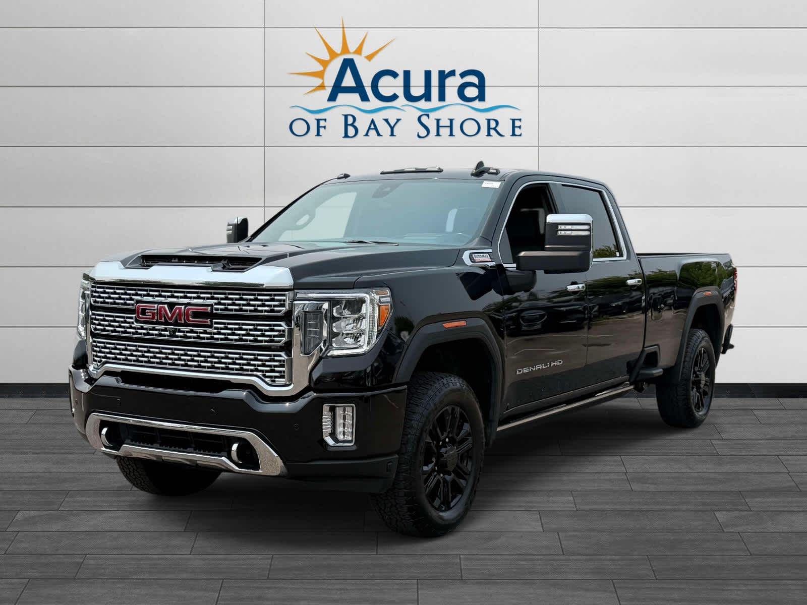  2022 GMC Sierra 2500HD Denali Crew Cab 4WD   