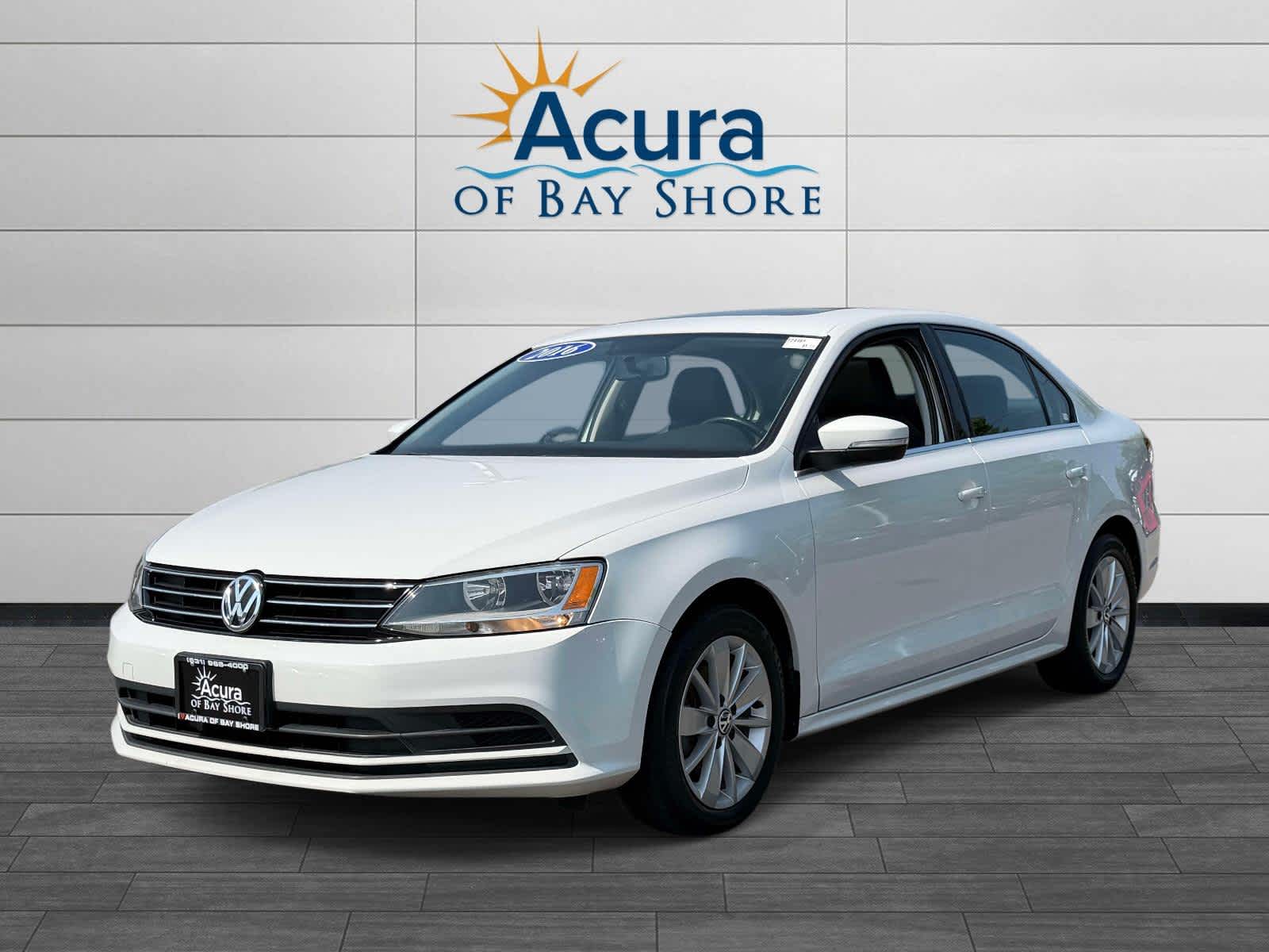 Pure White 2016 Volkswagen Jetta Sedan Front-Wheel Drive 6-Speed Automatic