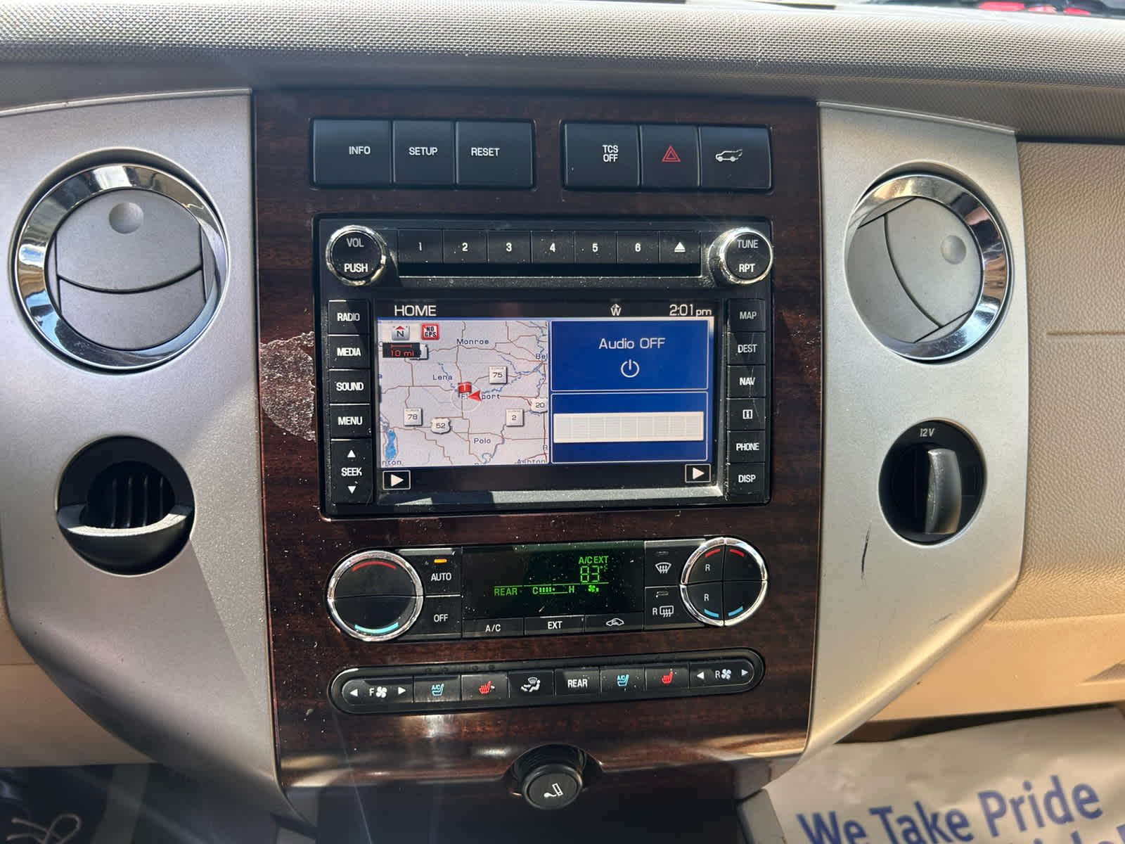 View vehicle photo 3