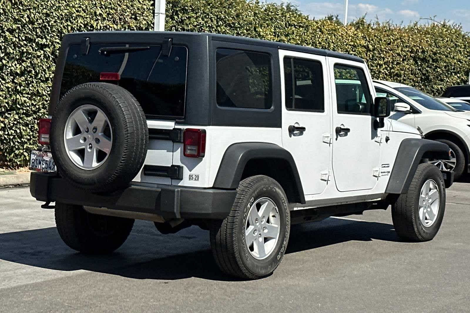 2018 Jeep Wrangler Unlimited Sport S 3