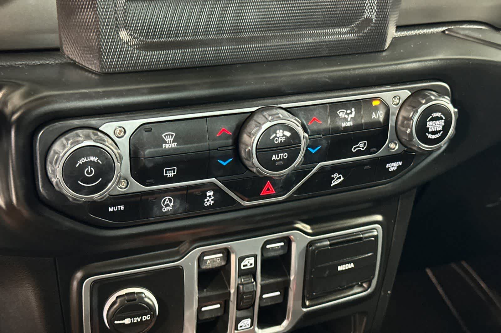 2018 Jeep All-New Wrangler Unlimited Sahara - Photo 24