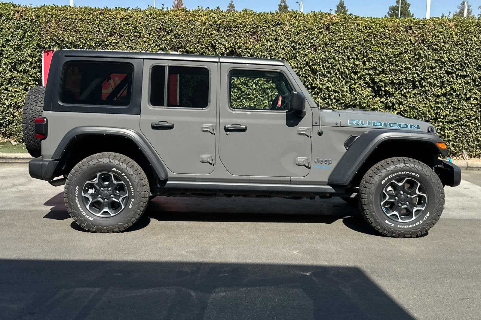 2022 Jeep Wrangler 4xe Unlimited Rubicon 9