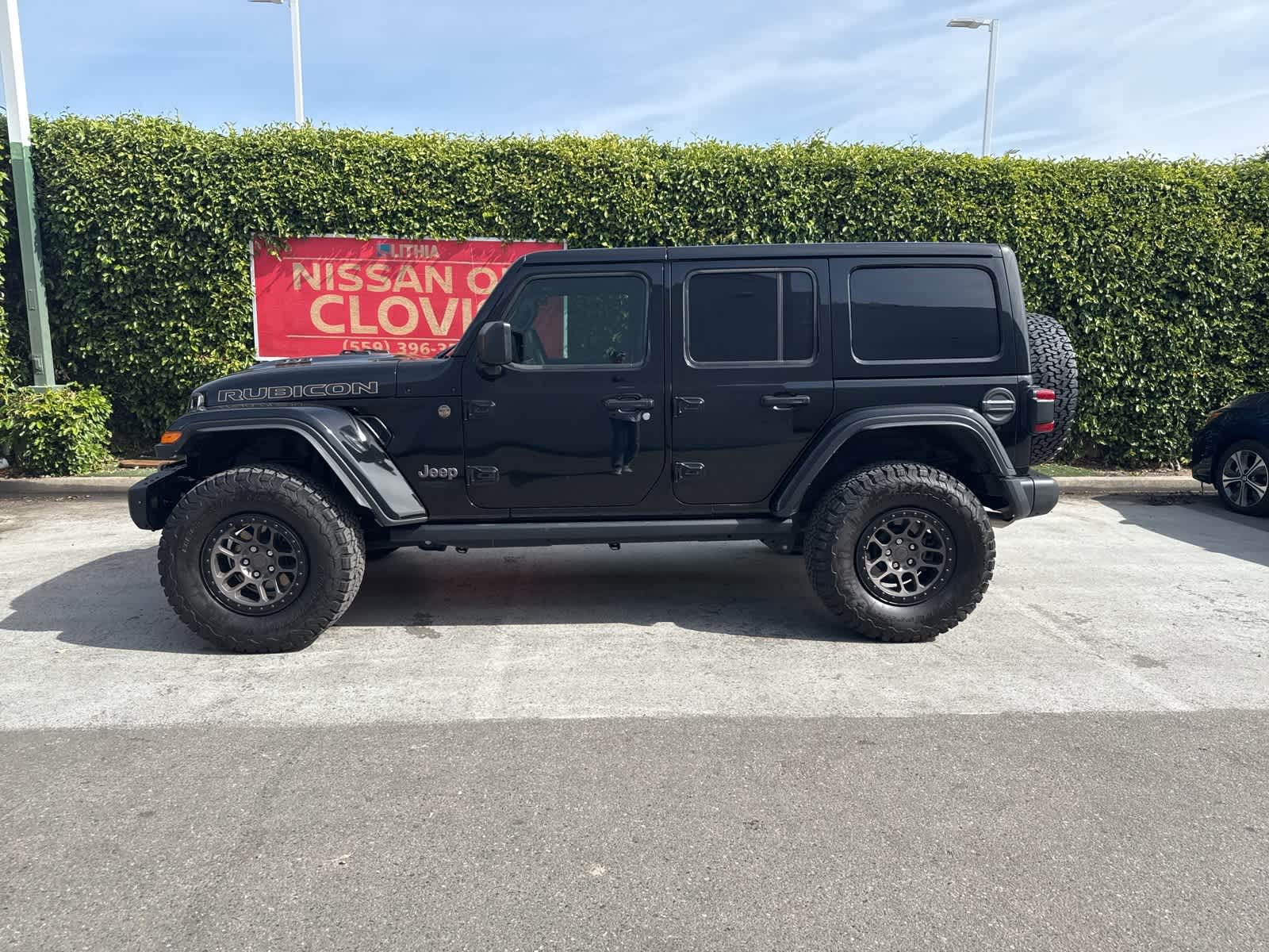 Used 2022 Jeep Wrangler Unlimited Rubicon 392 with VIN 1C4JJXSJ3NW102185 for sale in Fresno, CA
