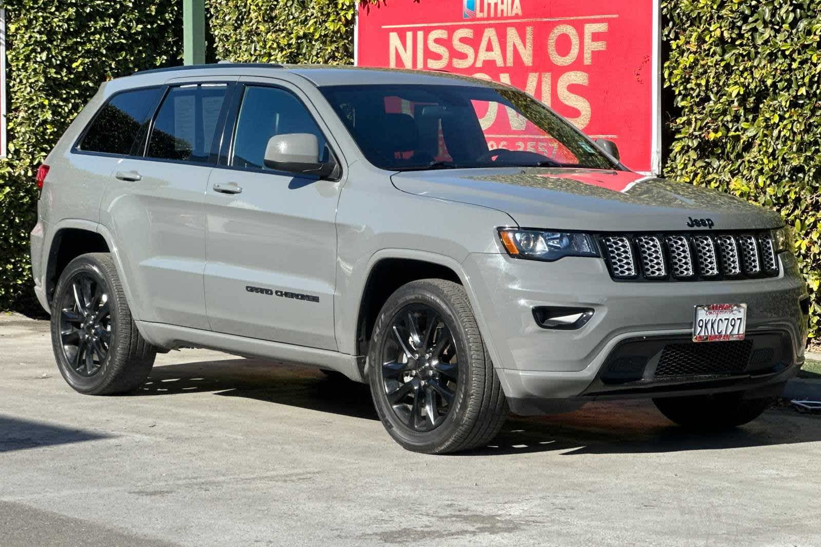 2021 Jeep Grand Cherokee Laredo X 10