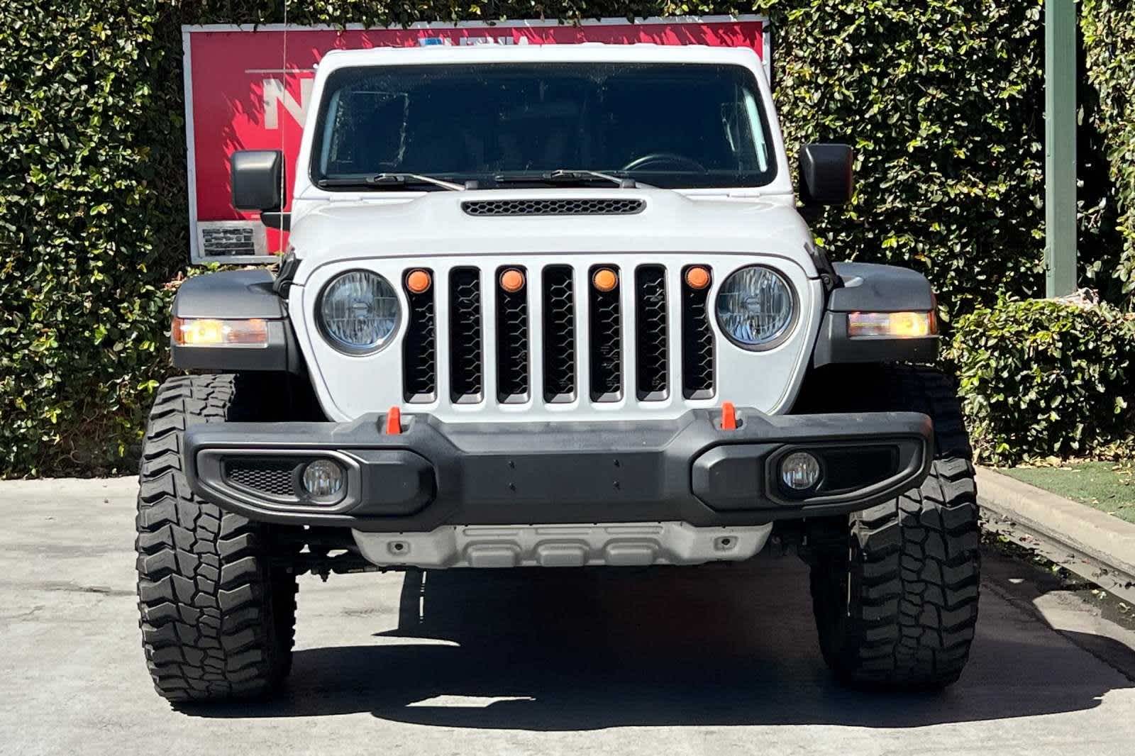 2021 Jeep Gladiator Mojave 4x4 11